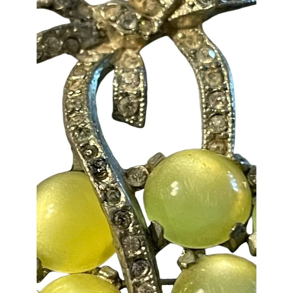 CORO Unsigned Yellow Moonstone Lucite Basket‎ Brooch Rhinestones Vintage READ